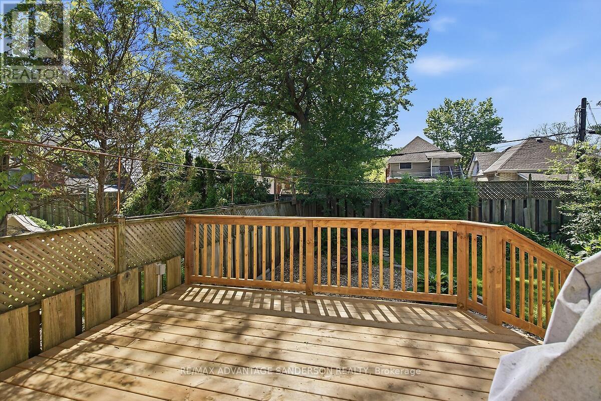13 Brighton Street, London South, Ontario  N6C 3E3 - Photo 6 - X13215226