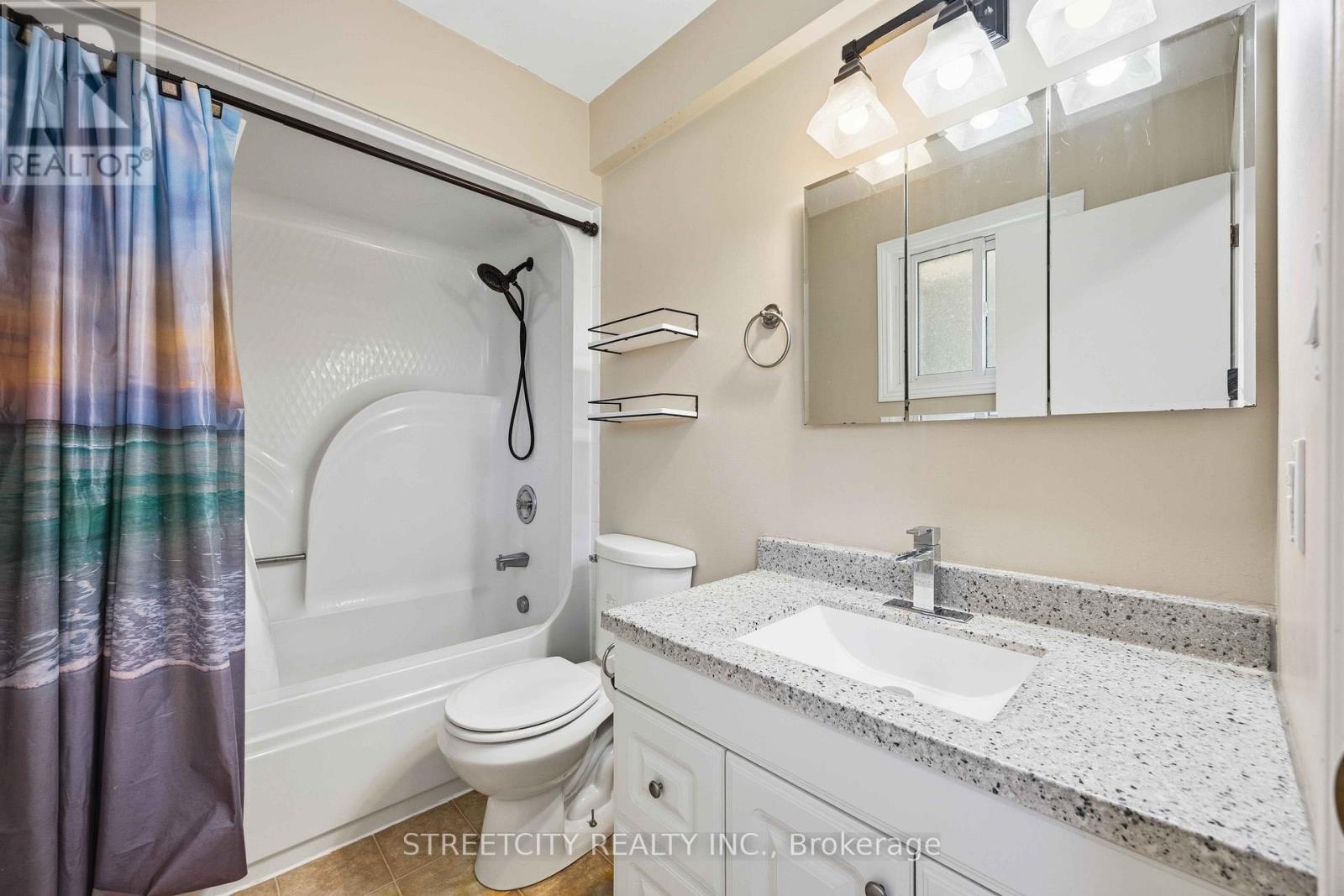 502 Plympton Street, Plympton-Wyoming, Ontario  N0N 1T0 - Photo 16 - X13215310