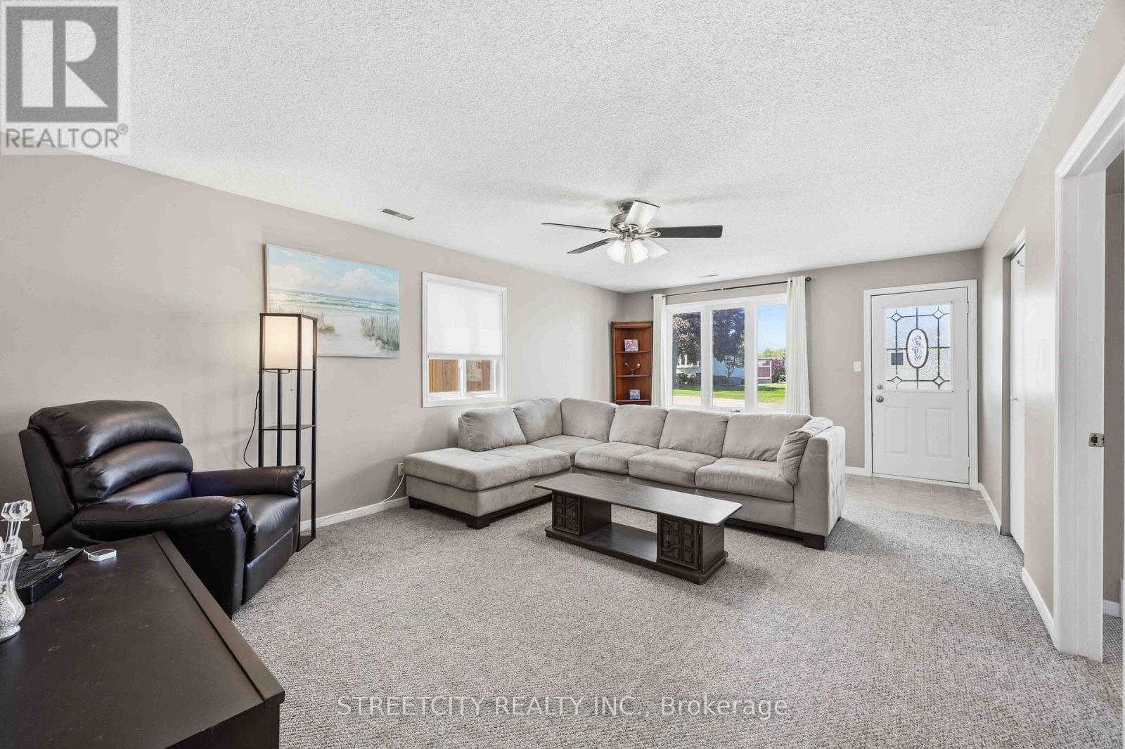 502 Plympton Street, Plympton-Wyoming, Ontario  N0N 1T0 - Photo 6 - X13215310
