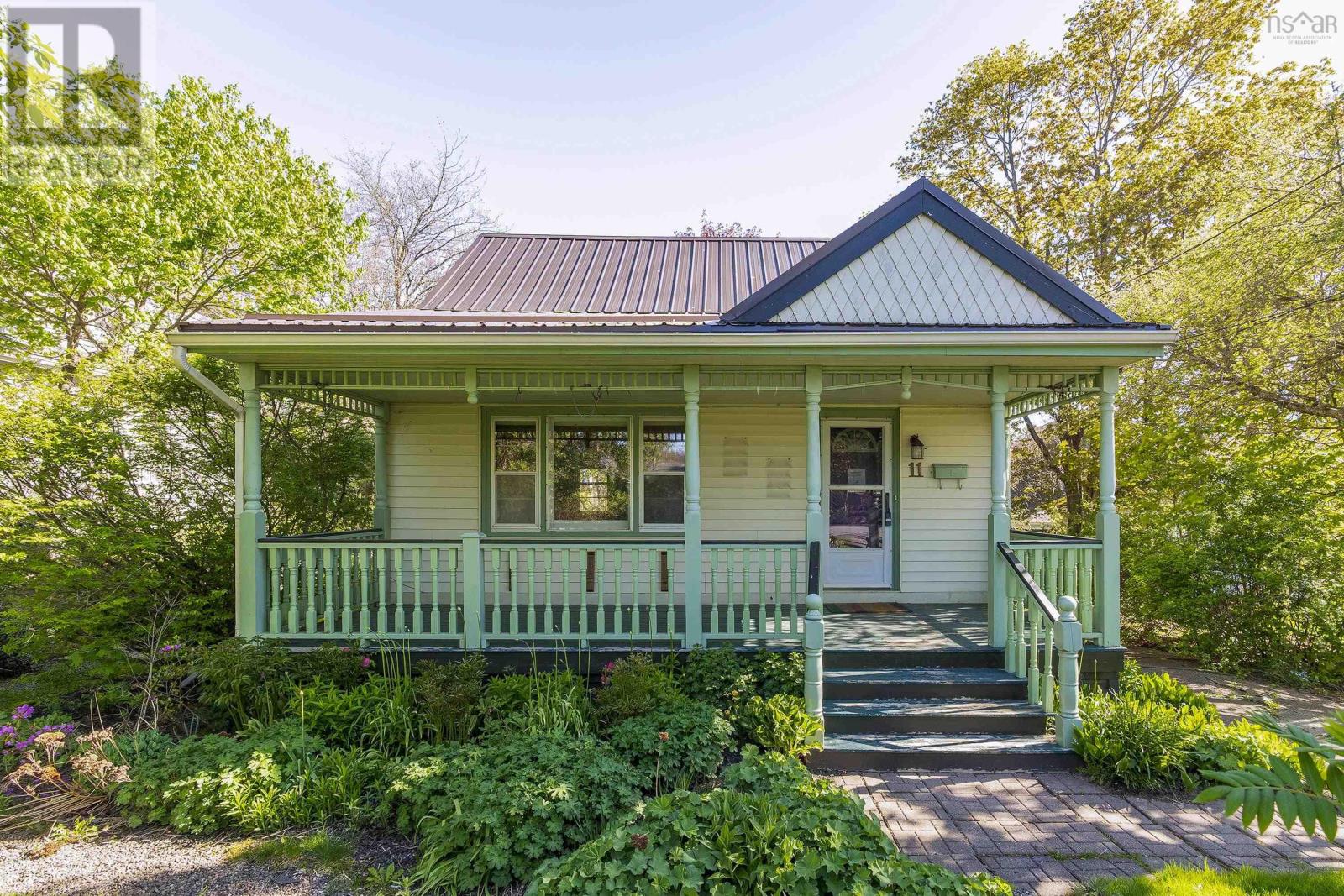 11 Maple Grove Avenue, Timberlea, Nova Scotia  B3T 1B9 - Photo 2 - 202608118