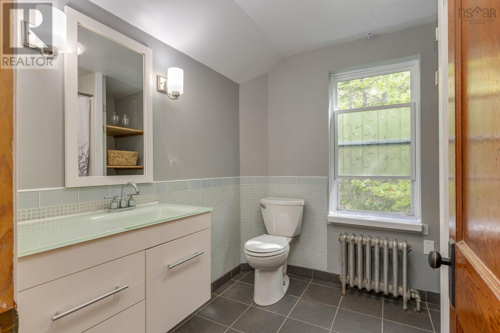 19 Tophill Road, Bedford, Nova Scotia  B4A 2K1 - Photo 27 - 202612404
