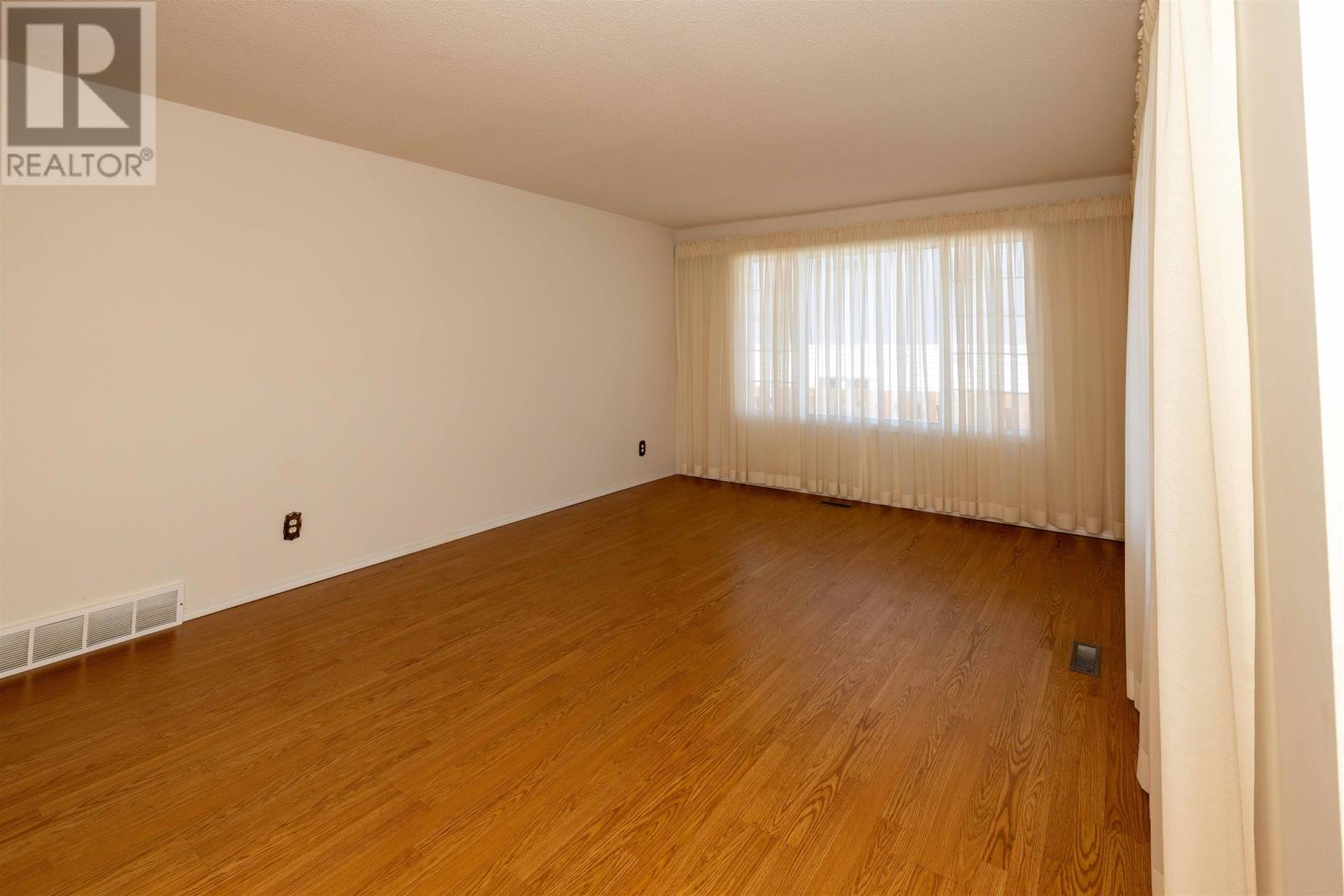 439 Jameson St, Thunder Bay, Ontario  P7G 1E2 - Photo 10 - TB2601252