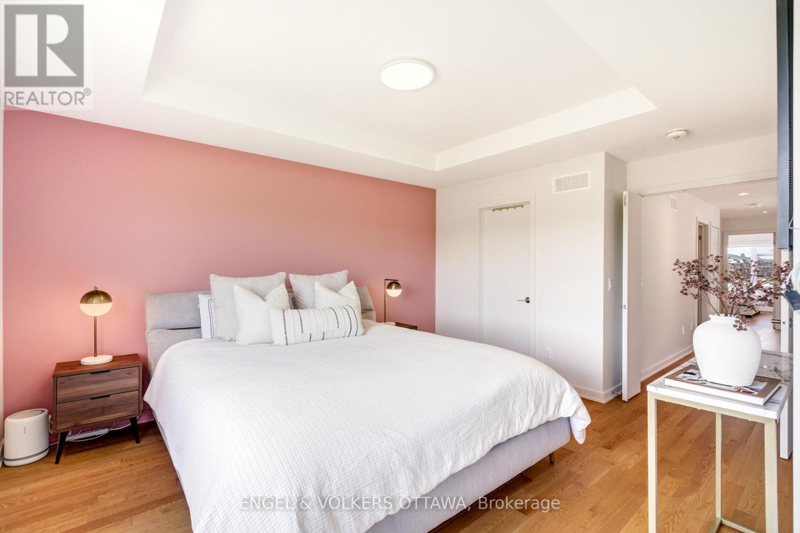 256 Shuttleworth Drive, Ottawa, Ontario K1T 0T4 - Photo 25 - X13215104