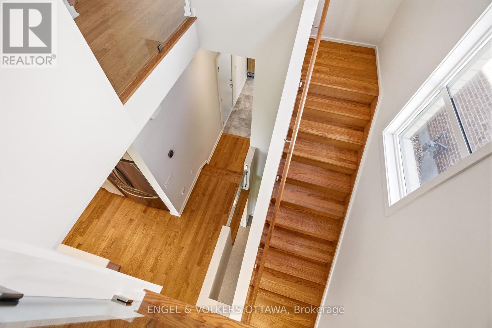 256 Shuttleworth Drive, Ottawa, Ontario K1T 0T4 - Photo 36 - X13215104