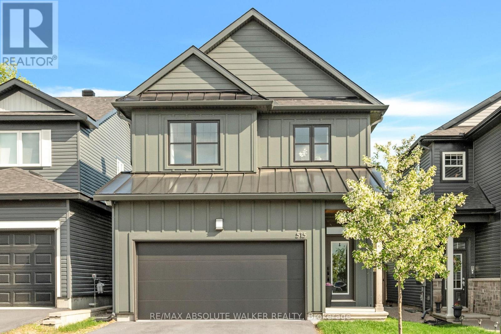 515 Paakanaak Avenue, Ottawa, Ontario  K1X 0G9 - Photo 1 - X13215118