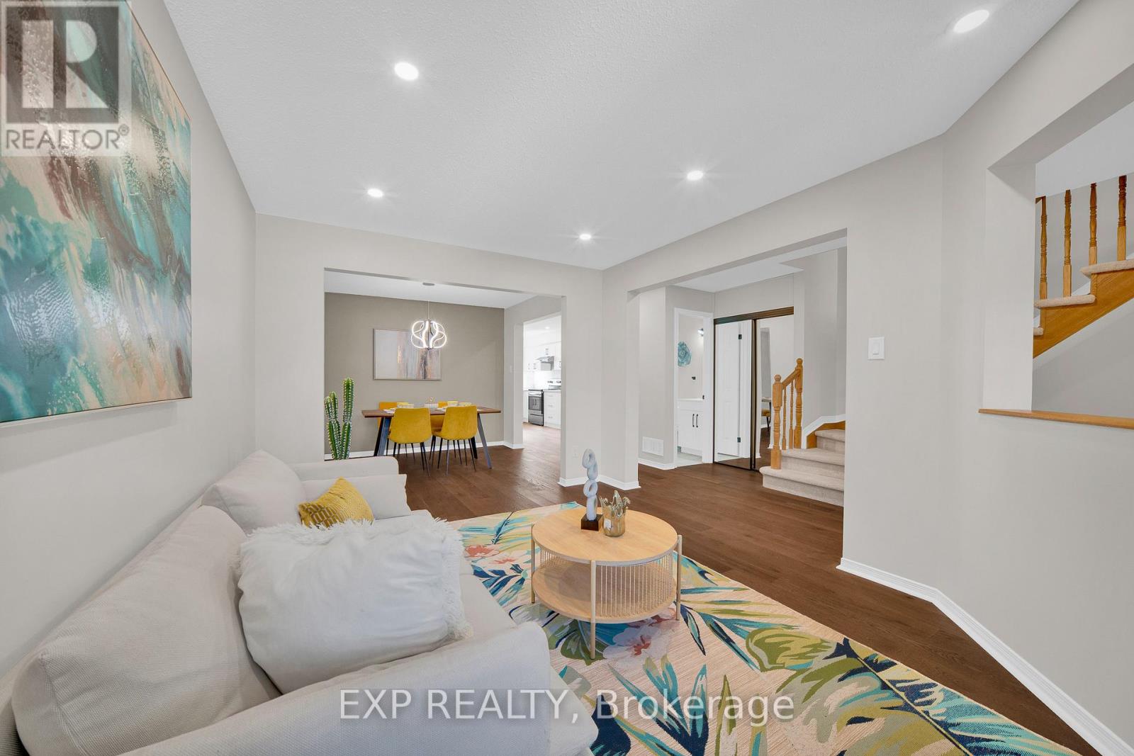 186 Southport Drive, Ottawa, Ontario  K1T 3P4 - Photo 3 - X13215164