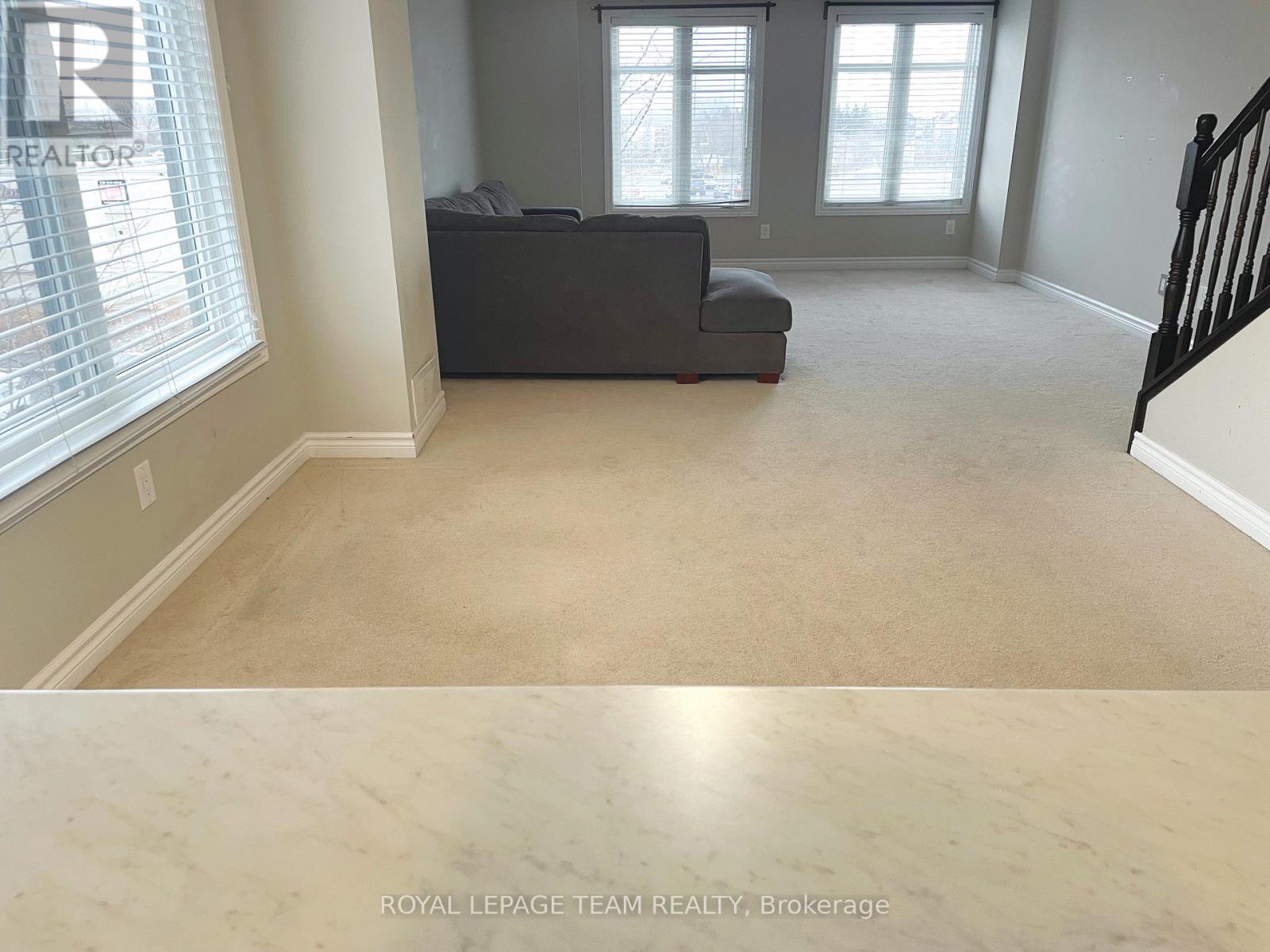 42 Argent Private, Ottawa, Ontario K2K 0H2 - Photo 5 - X13215240