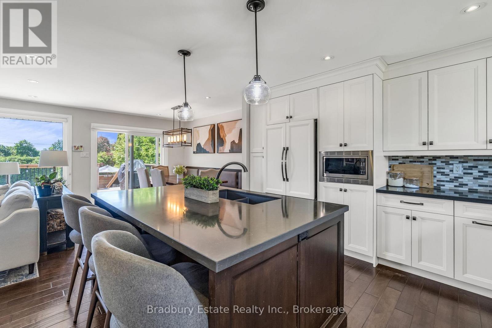 498 Wicklow Road, Burlington, Ontario  L7L 2H8 - Photo 10 - W13215152