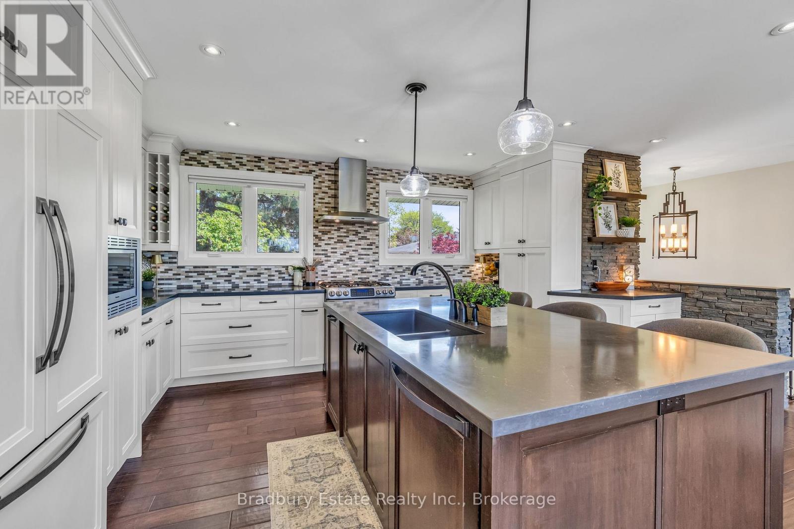 498 Wicklow Road, Burlington, Ontario  L7L 2H8 - Photo 12 - W13215152