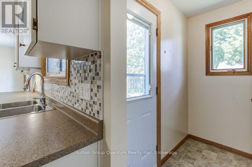 70 Graystone Drive, Hamilton, Ontario  L9C 4R8 - Photo 19 - X13215120