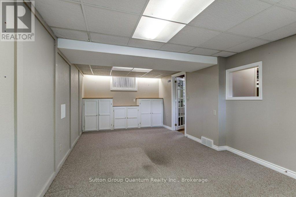 70 Graystone Drive, Hamilton, Ontario  L9C 4R8 - Photo 33 - X13215120