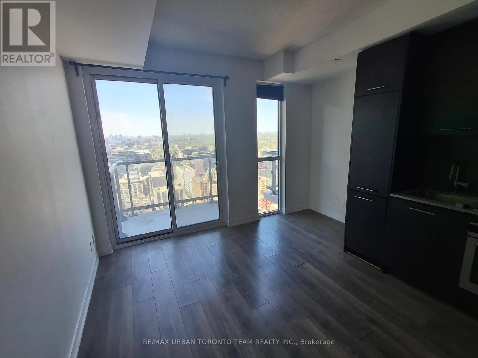 3303 - 87 Peter Street, Toronto, Ontario  M5V 0P1 - Photo 3 - C13105892