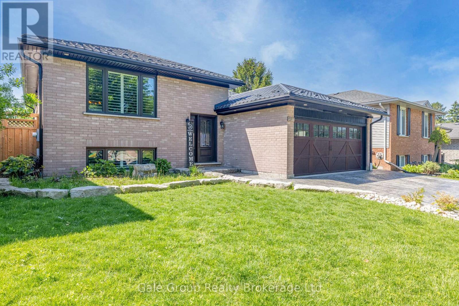 10 Knowles Drive, Woodstock, Ontario  N4S 8T9 - Photo 2 - X13215084