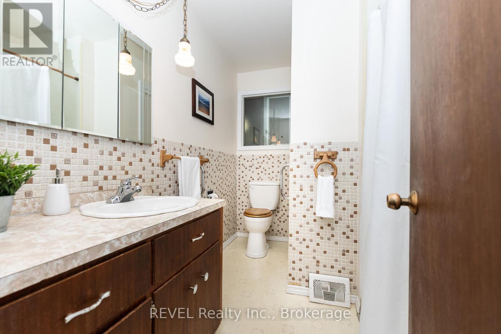 247 Kilgour Avenue, Welland, Ontario  L3C 2R1 - Photo 23 - X13215088