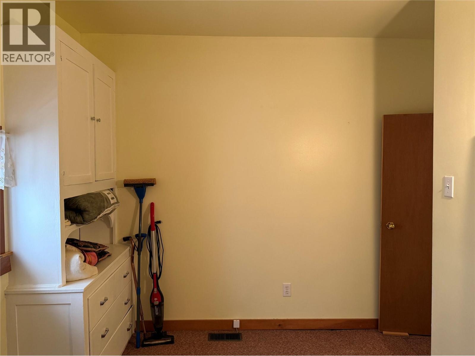 913 Sixth Street, Nelson, British Columbia  V1L 2Z4 - Photo 22 - 10389404