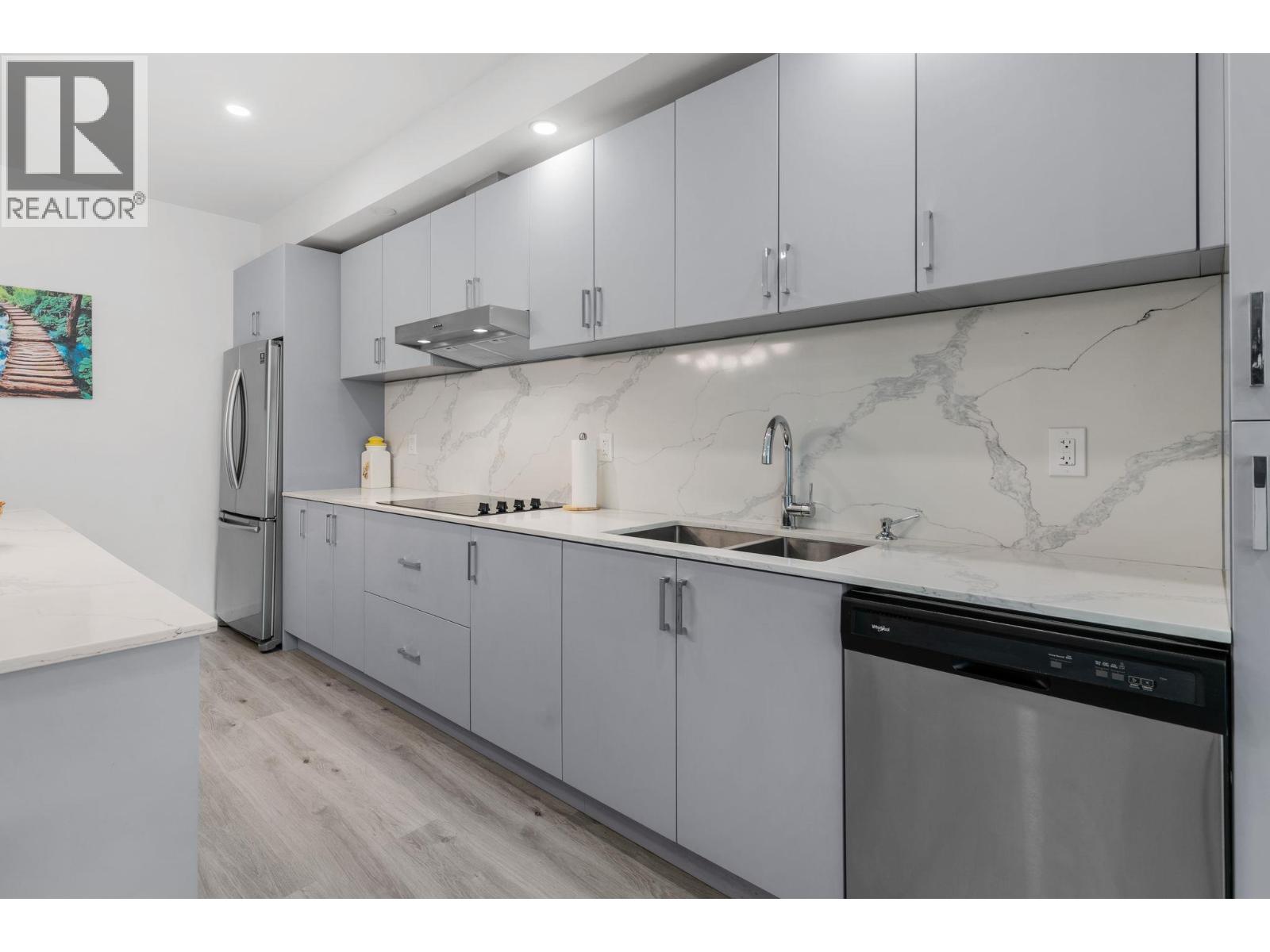 880 Saucier Avenue Unit# 207, Kelowna, British Columbia  V1Y 6A3 - Photo 8 - 10378779