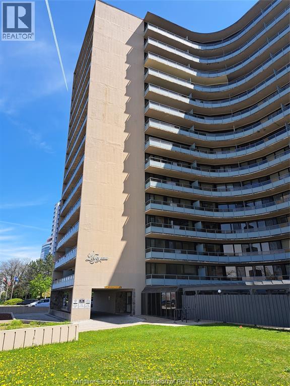 MLS# 26012534: 111 RIVERSIDE DRIVE East Unit# 808, Windsor, Canada