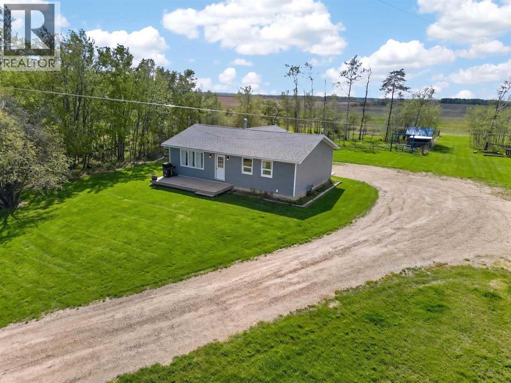 81044 Range Road 201, Rural Northern Sunrise County, Alberta  T0H 2R0 - Photo 3 - A2275990