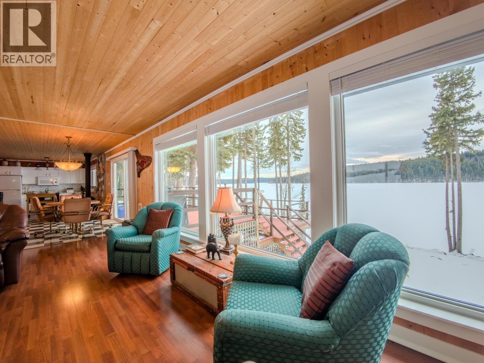 5780 Timothy Lake Road, 100 Mile House, British Columbia  V0K 1T0 - Photo 14 - R3094293