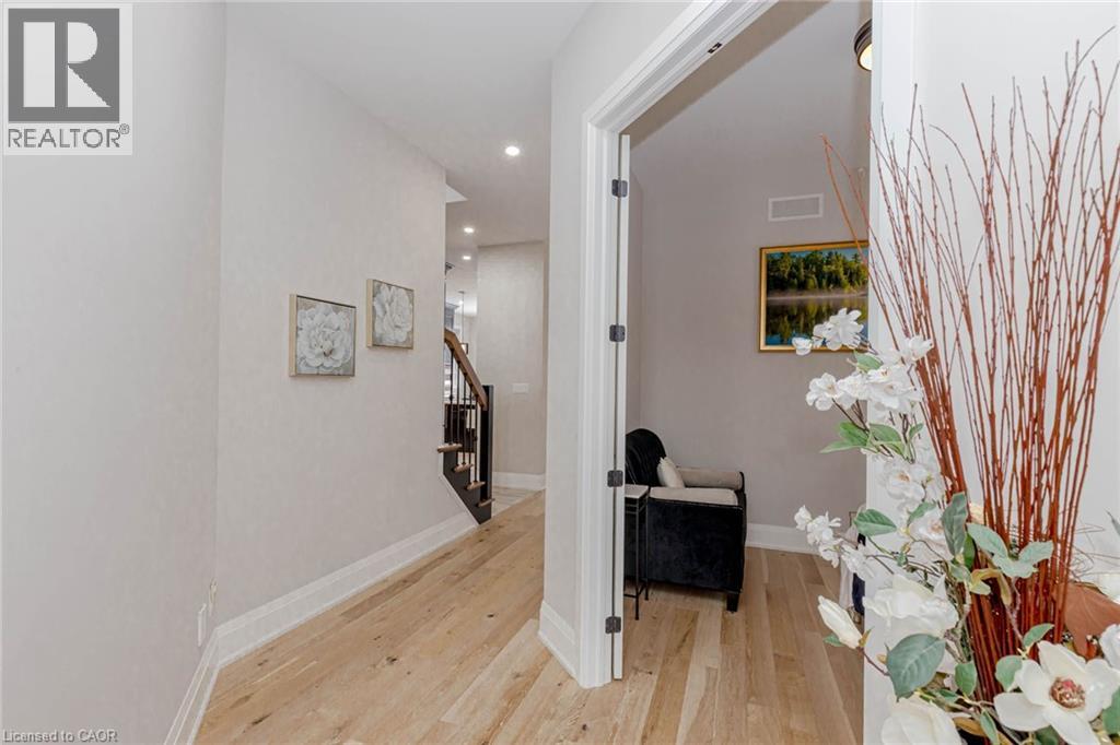 130 Pondcliffe Drive, Kitchener, Ontario  N2R 0M4 - Photo 8 - 40834899
