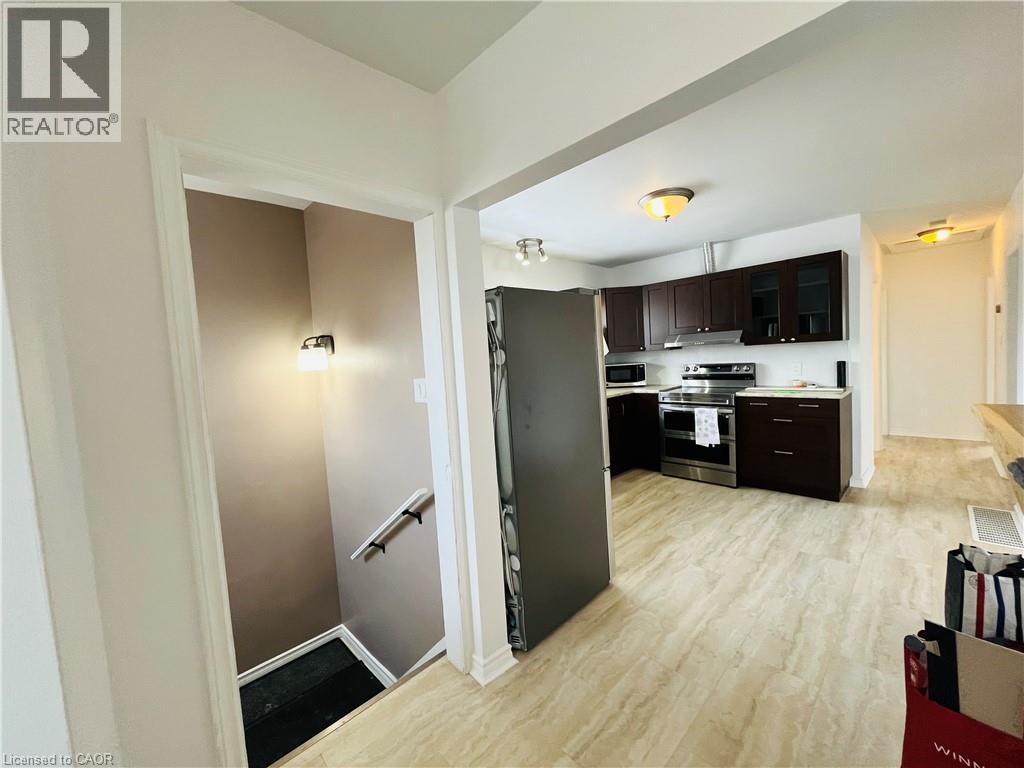 787 Upper Ottawa Street Unit# Bsmt, Hamilton, Ontario  L8T 3T8 - Photo 5 - 40834887