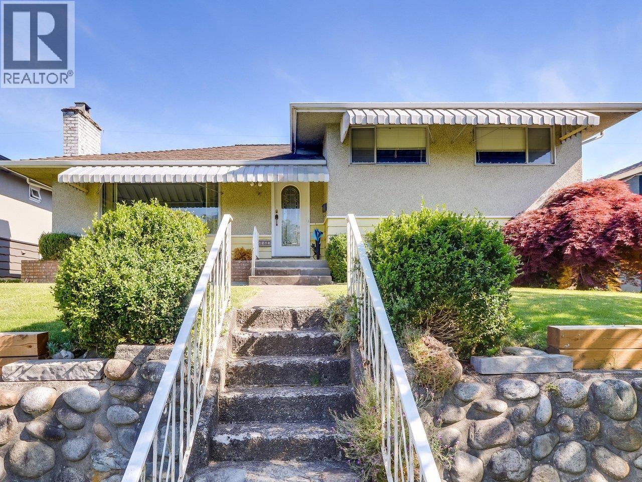 4545 William Street, Burnaby, British Columbia  V5C 3K5 - Photo 1 - R3129442