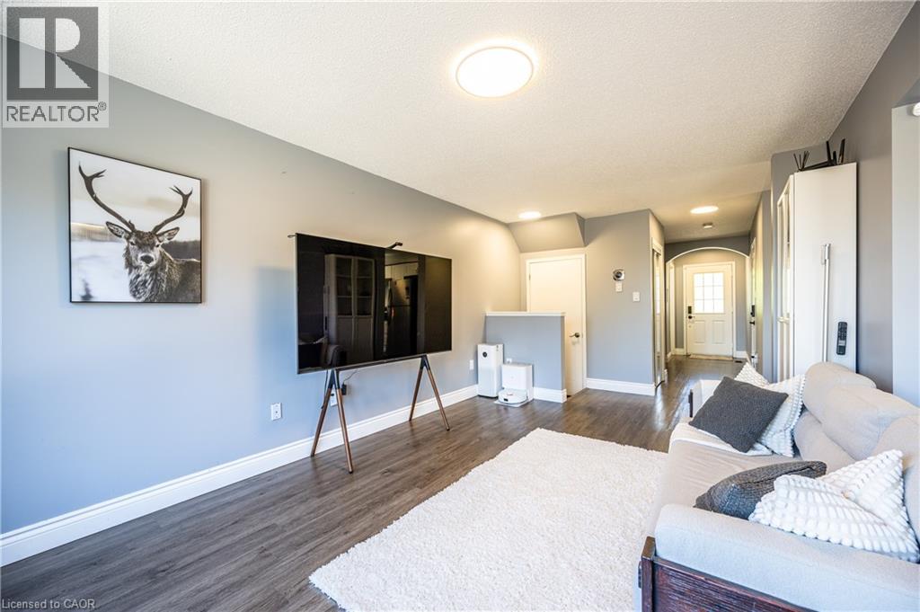 423 Veronica Drive, Kitchener, Ontario  N2A 4E9 - Photo 10 - 40830508