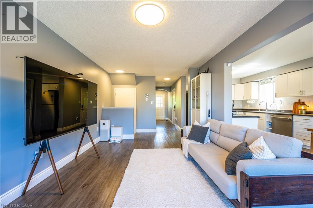 423 Veronica Drive, Kitchener, Ontario  N2A 4E9 - Photo 11 - 40830508