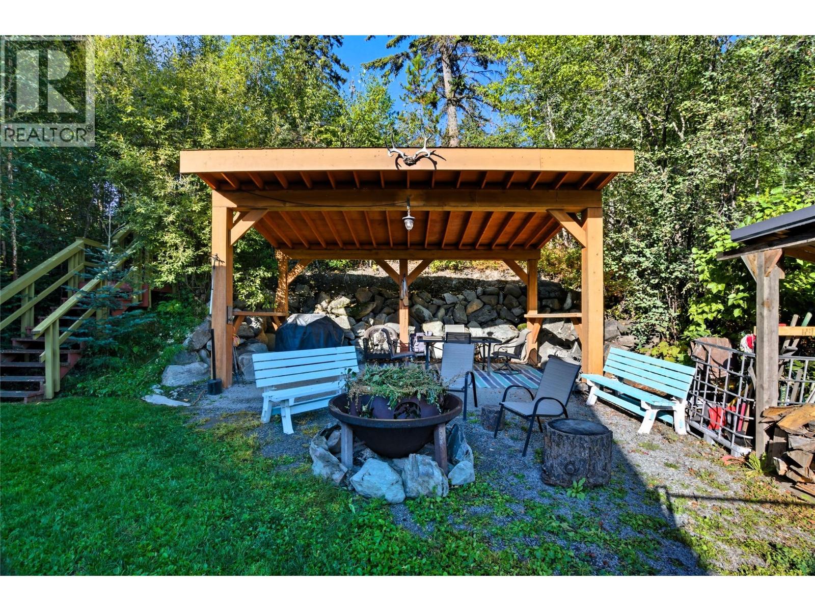 9063 Doyle Road, Kamloops, British Columbia  V0E 1Z1 - Photo 7 - 10389057
