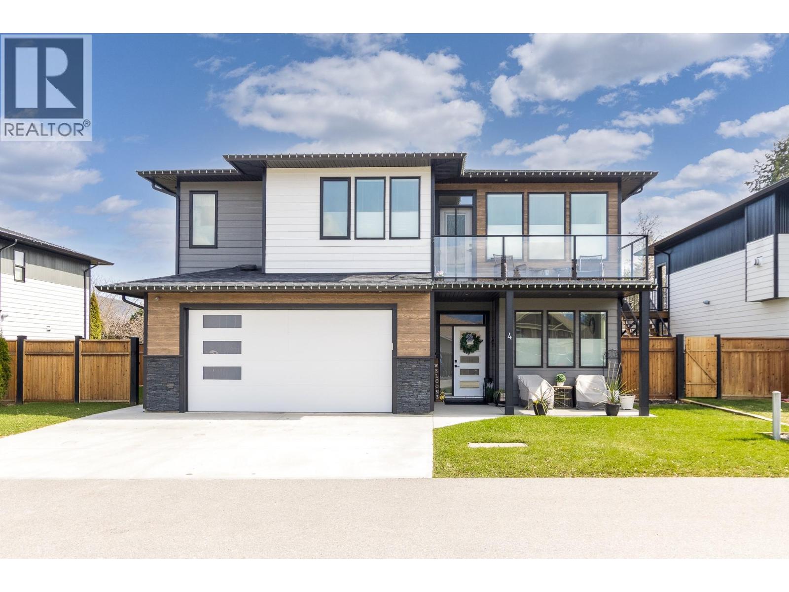 1441 20 Avenue SE Unit# 4, Salmon Arm, British Columbia
