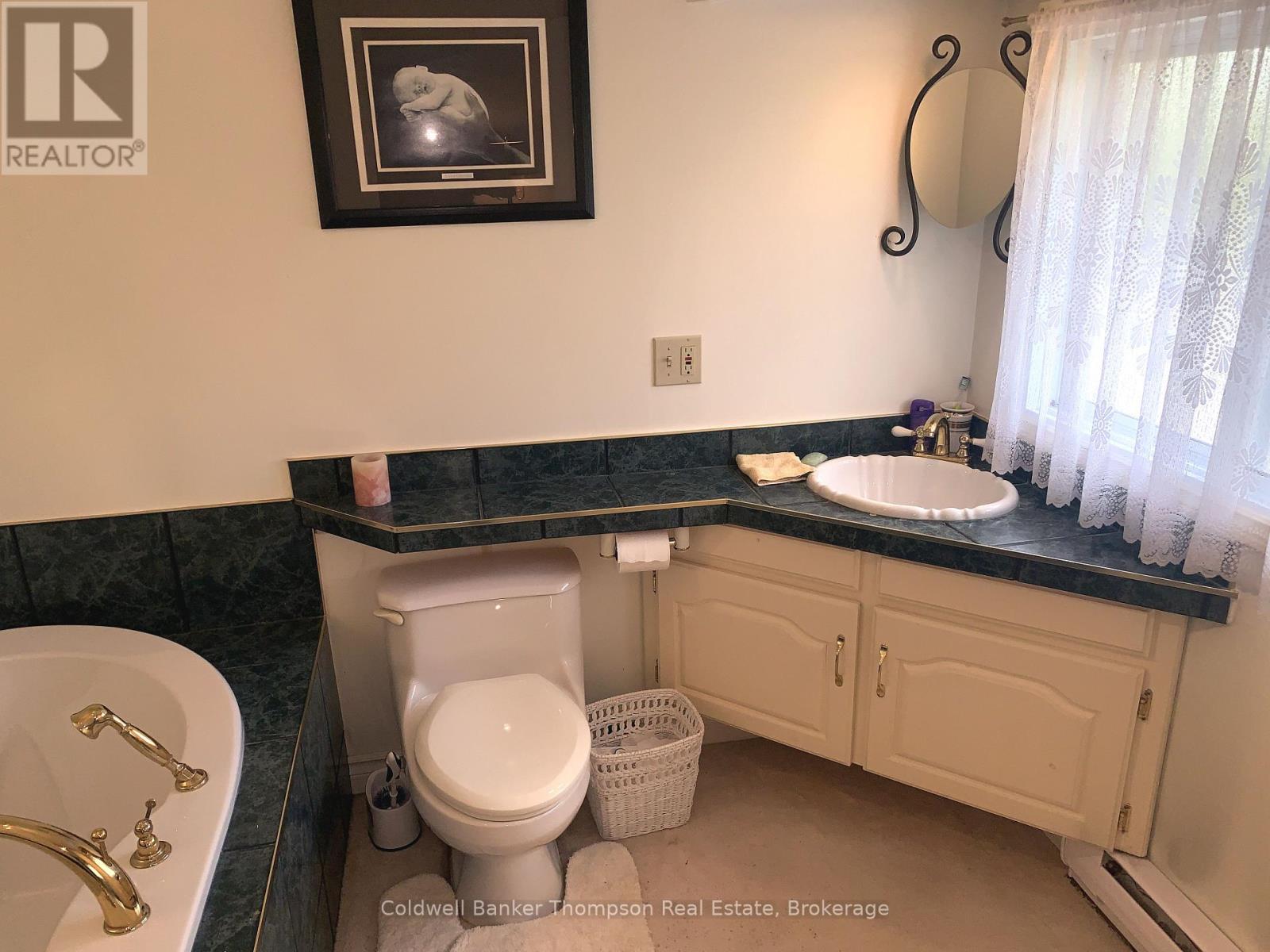 79 Oakridge Drive, Strong, Ontario  P0A 1Z0 - Photo 34 - X13215108
