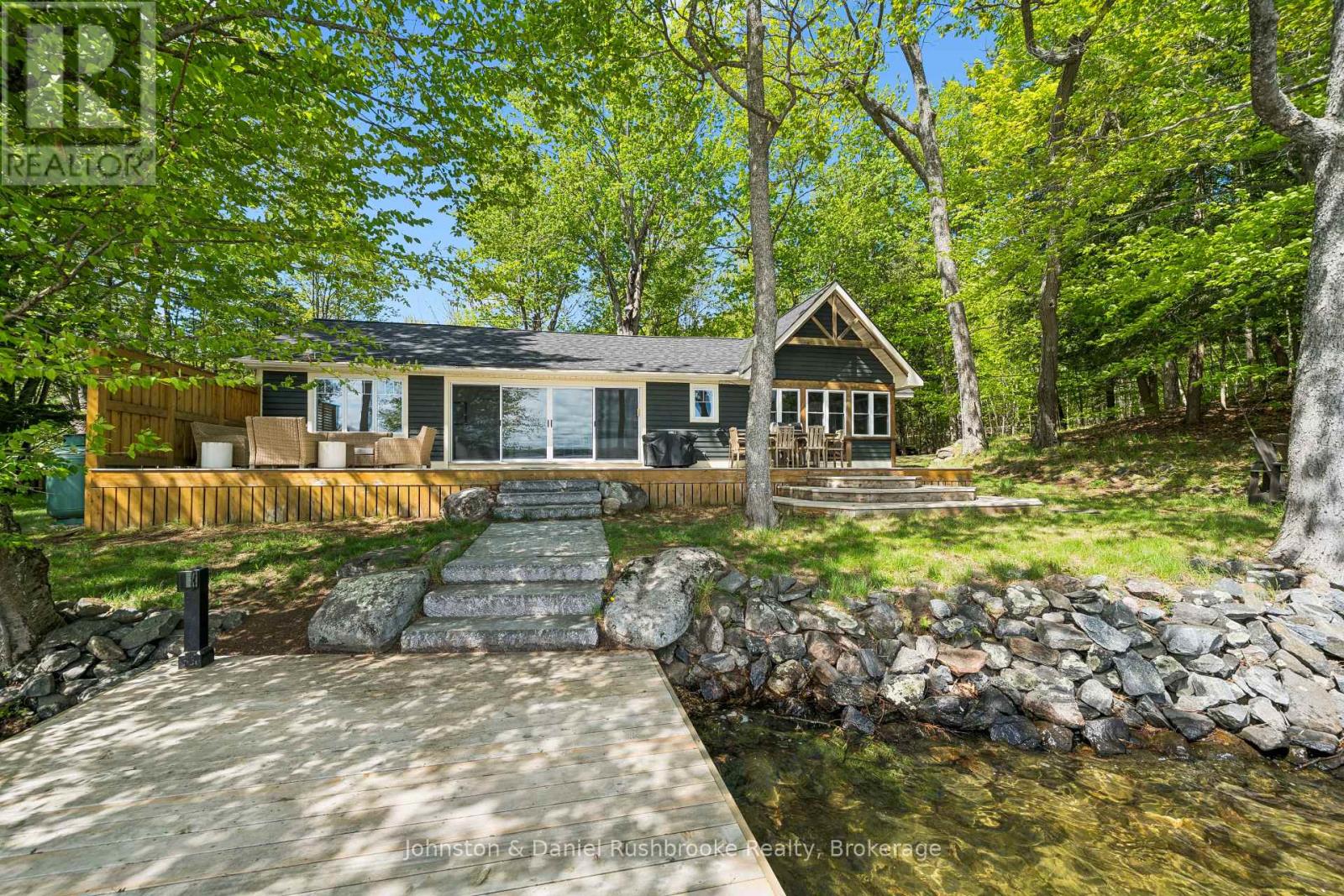 2 - 1032 ISLAND PARK ROAD, Muskoka Lakes, Ontario