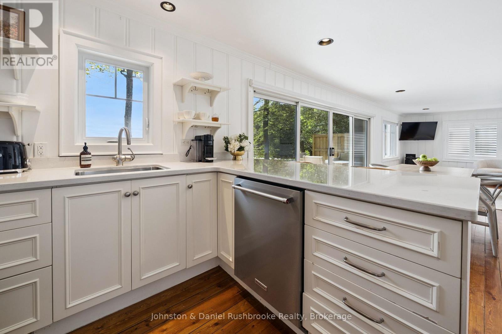 2 - 1032 Island Park Road, Muskoka Lakes, Ontario  P0B 1J0 - Photo 12 - X13215110
