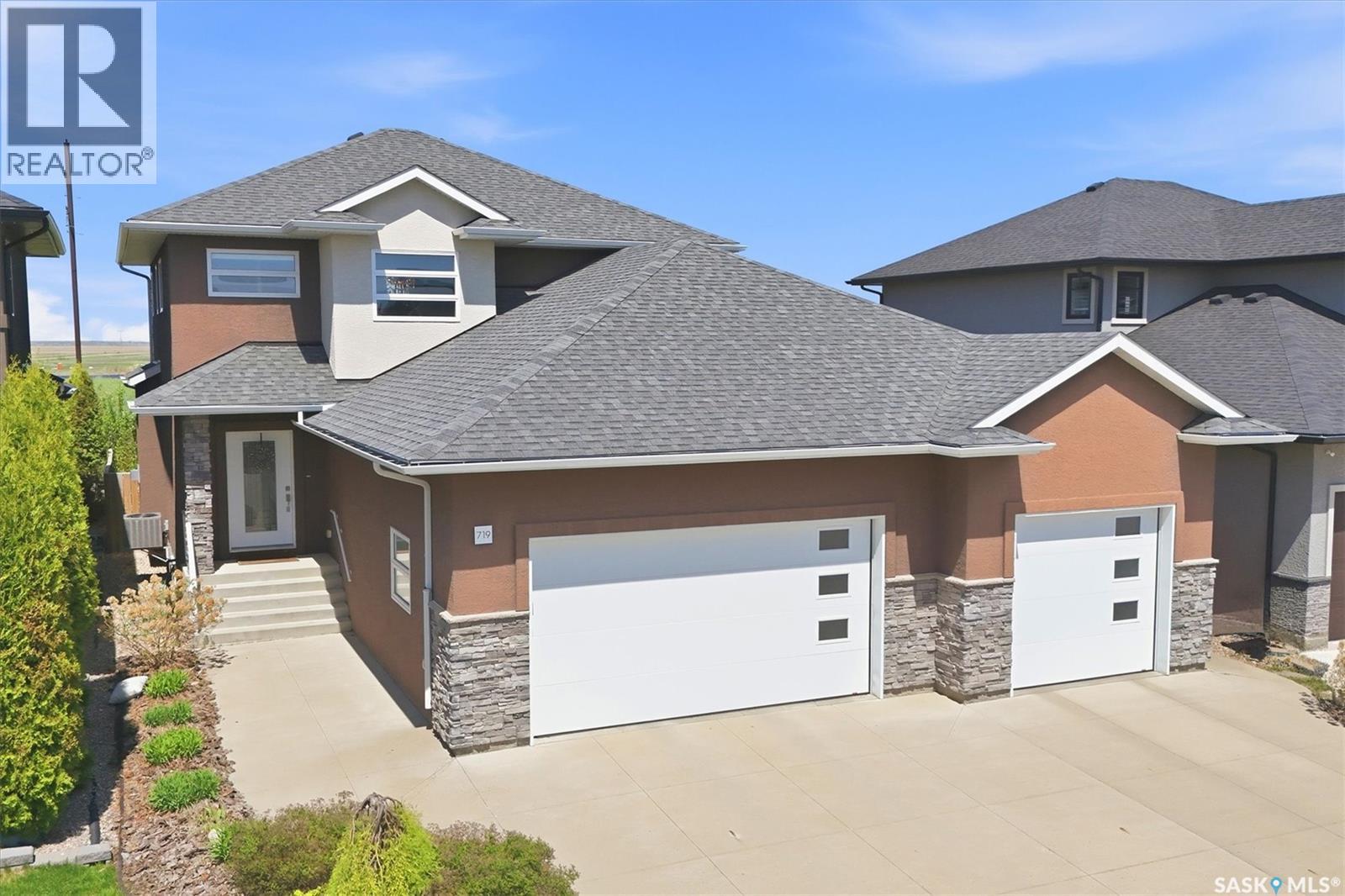 719 Salloum CRESCENT, Saskatoon, Saskatchewan