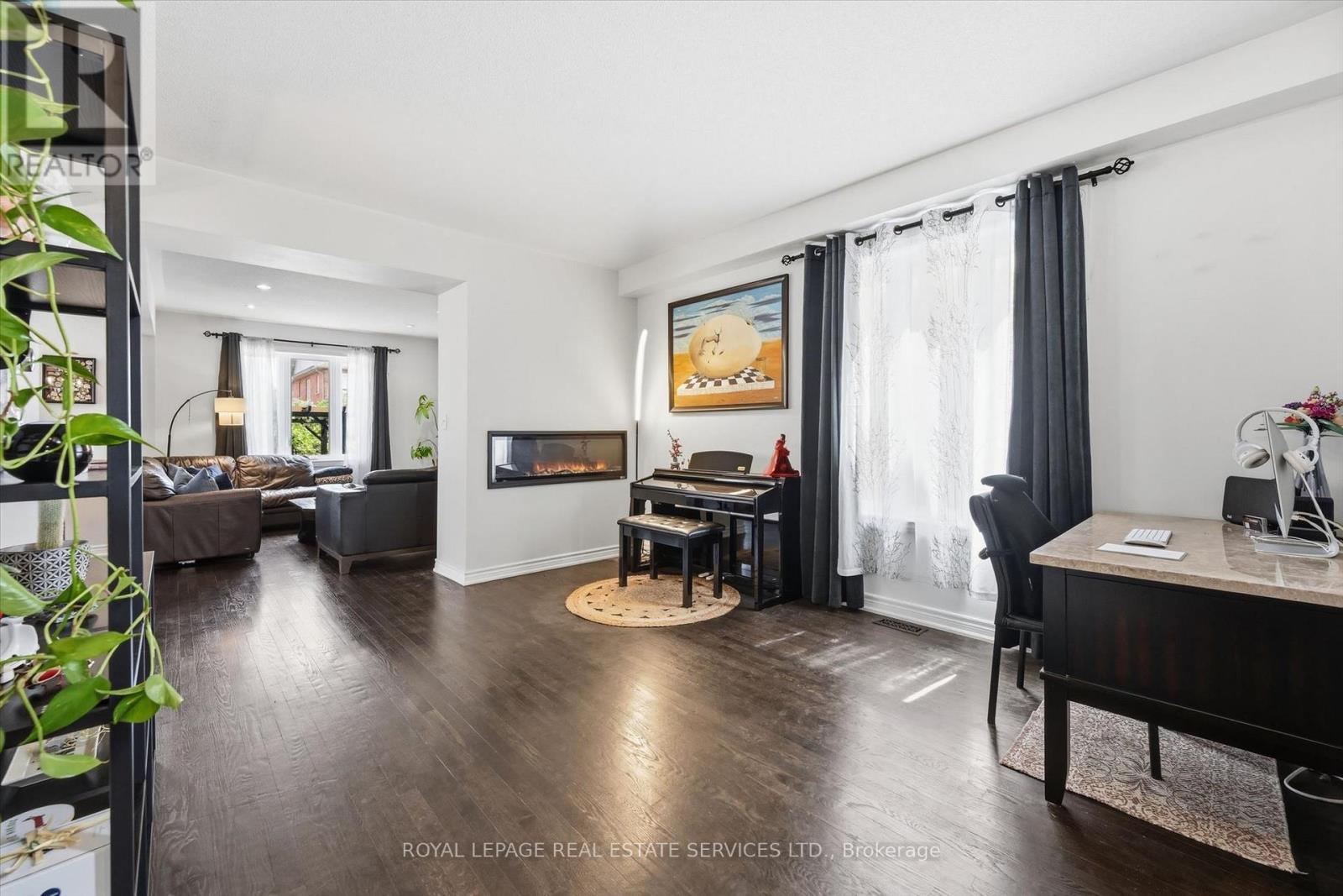 172 River Glen Boulevard, Oakville, Ontario  L6H 7K5 - Photo 18 - W13210072