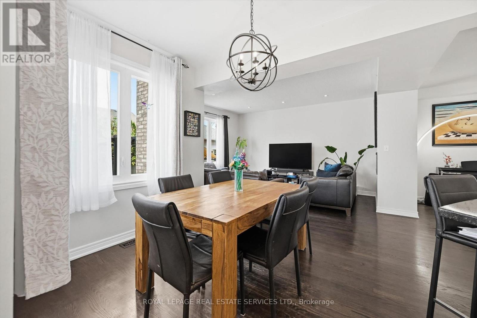 172 River Glen Boulevard, Oakville, Ontario  L6H 7K5 - Photo 12 - W13210072
