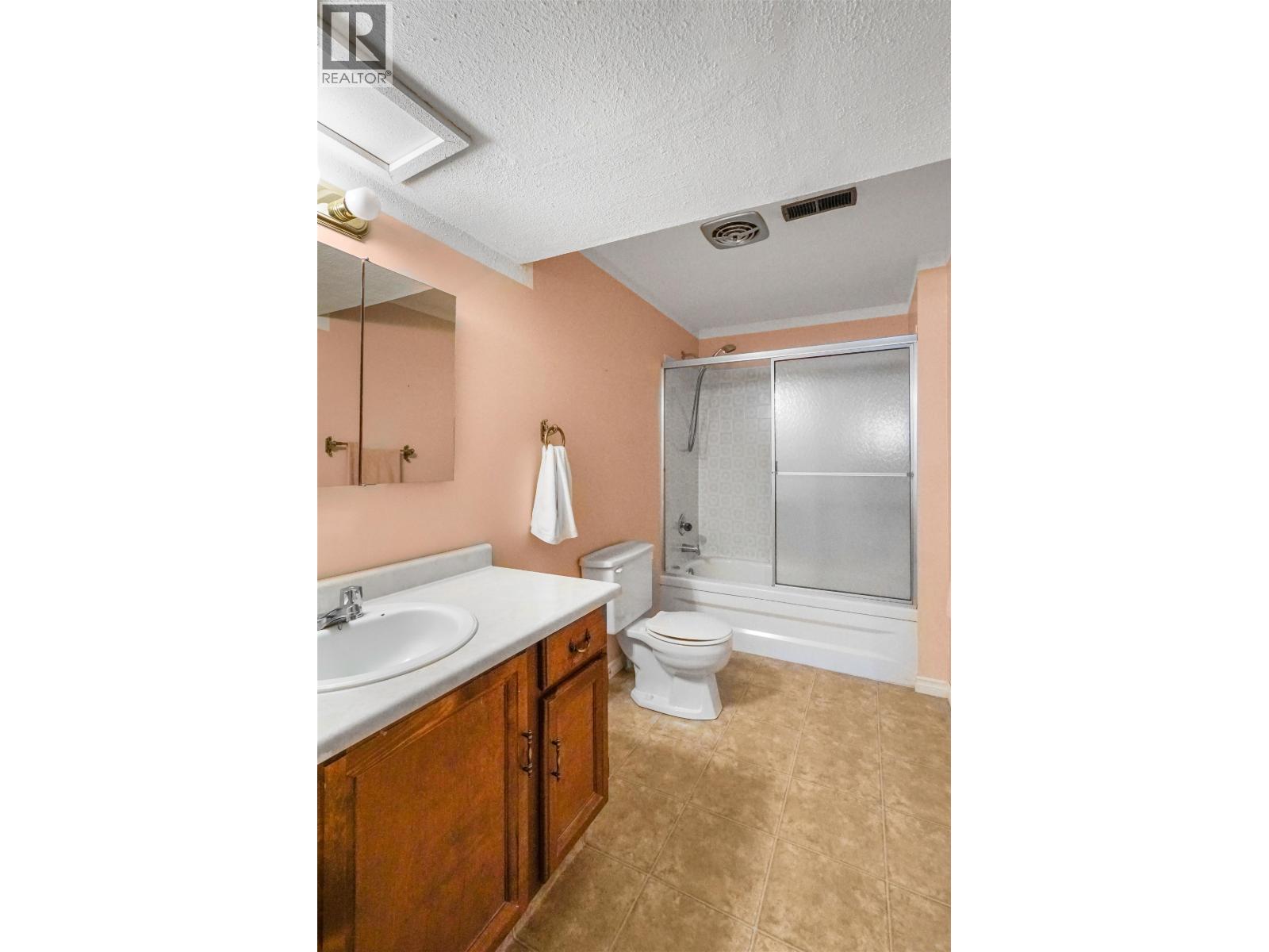 33 Clifford Street, Kitimat, British Columbia  V8C 1B5 - Photo 15 - R3129686