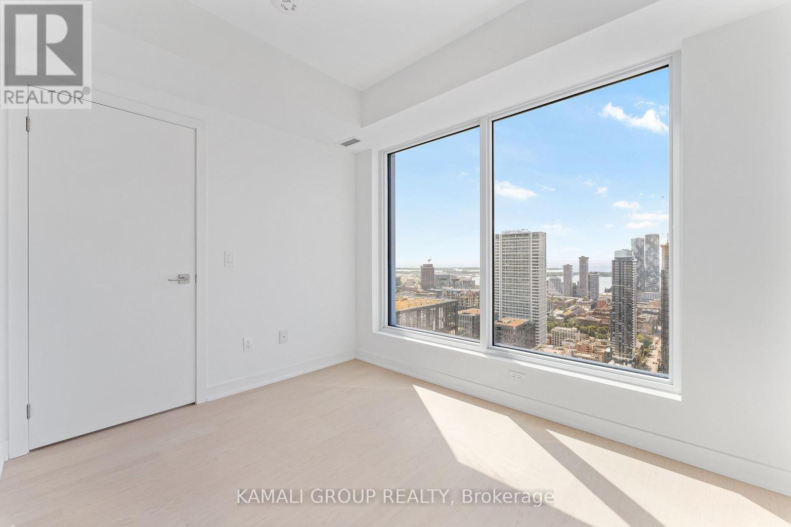 5112 - 252 Church Street, Toronto, Ontario  M5B 0E6 - Photo 11 - C13215058