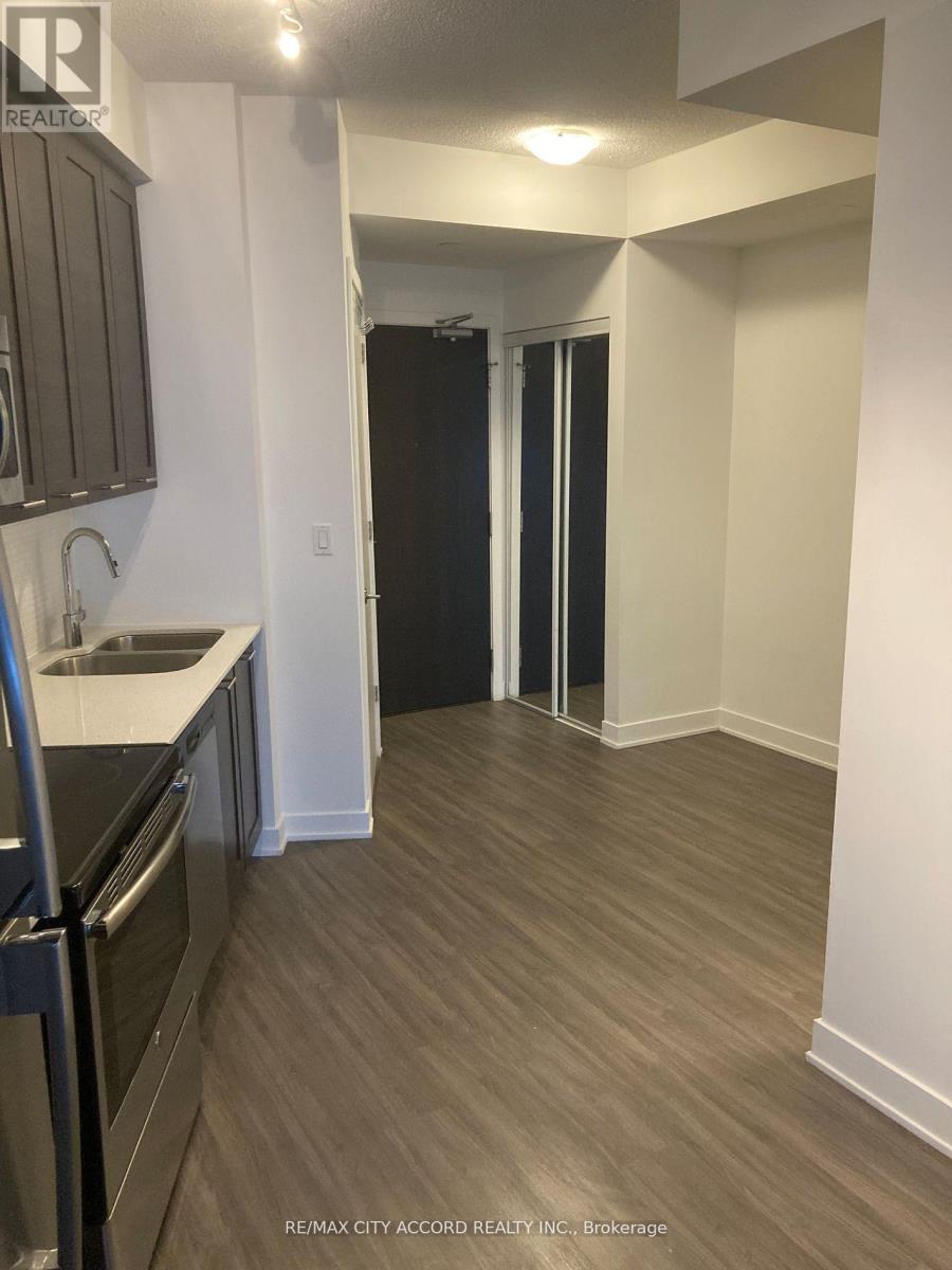 302 - 50 Bruyeres Mews, Toronto, Ontario  M5V 0H8 - Photo 5 - C13215190