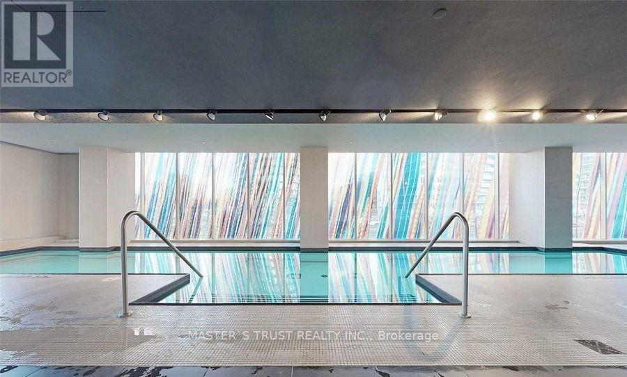 1112 - 80 Queens Wharf Drive, Toronto, Ontario  M5V 0J3 - Photo 12 - C13215332