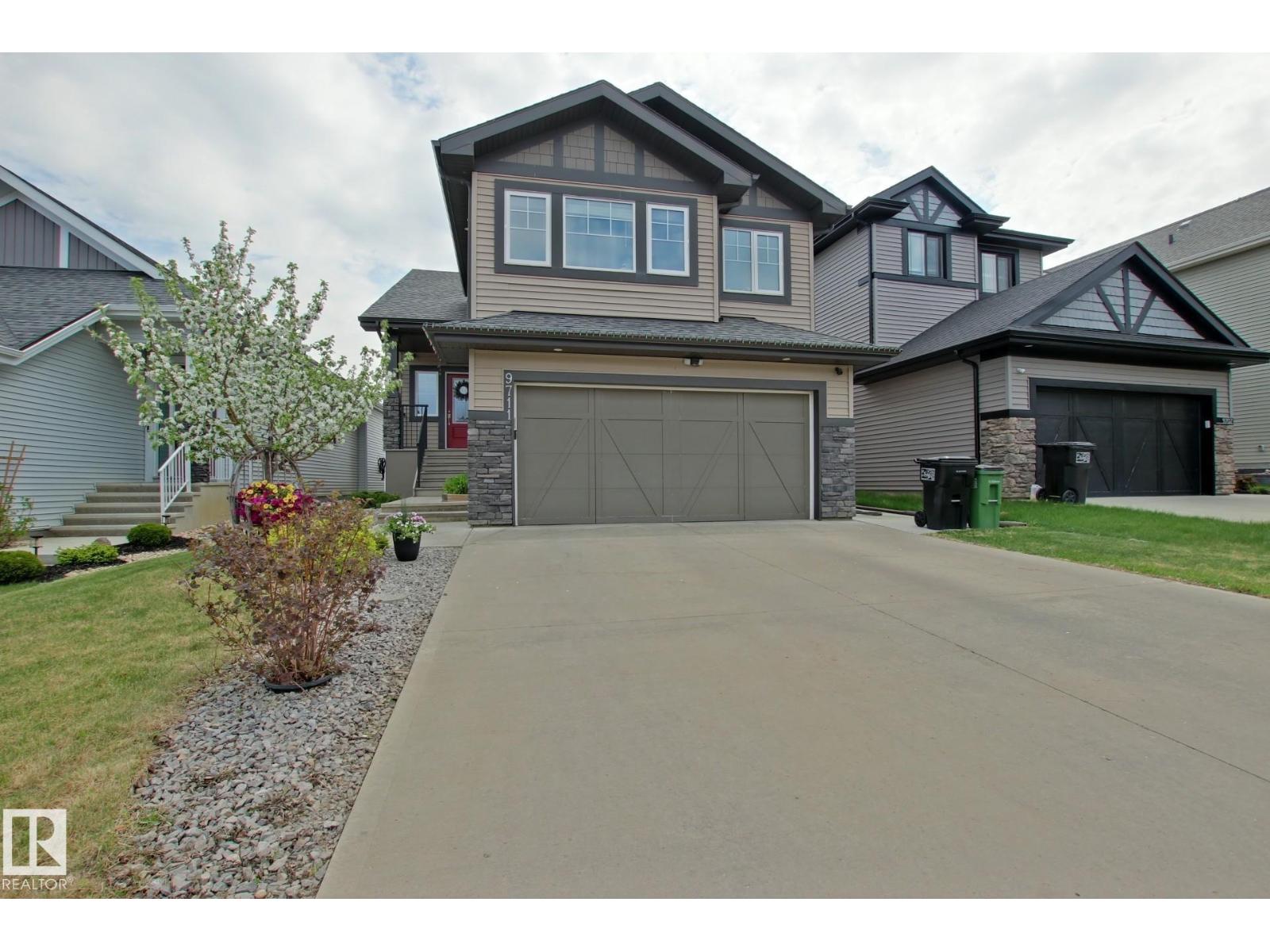9711 223 St NW, Edmonton, Alberta  T5T 4B5 - Photo 1 - E4486097
