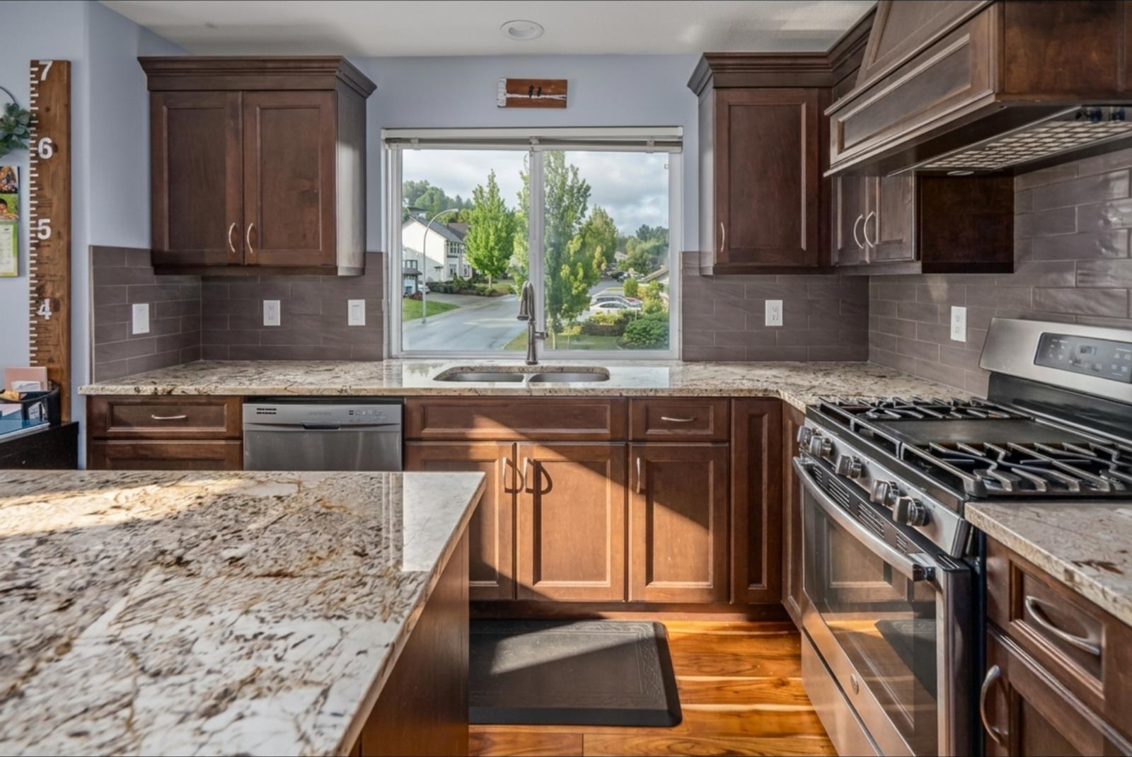 35452 Strathcona Court, Abbotsford, British Columbia  V3G 3A2 - Photo 10 - R3128798