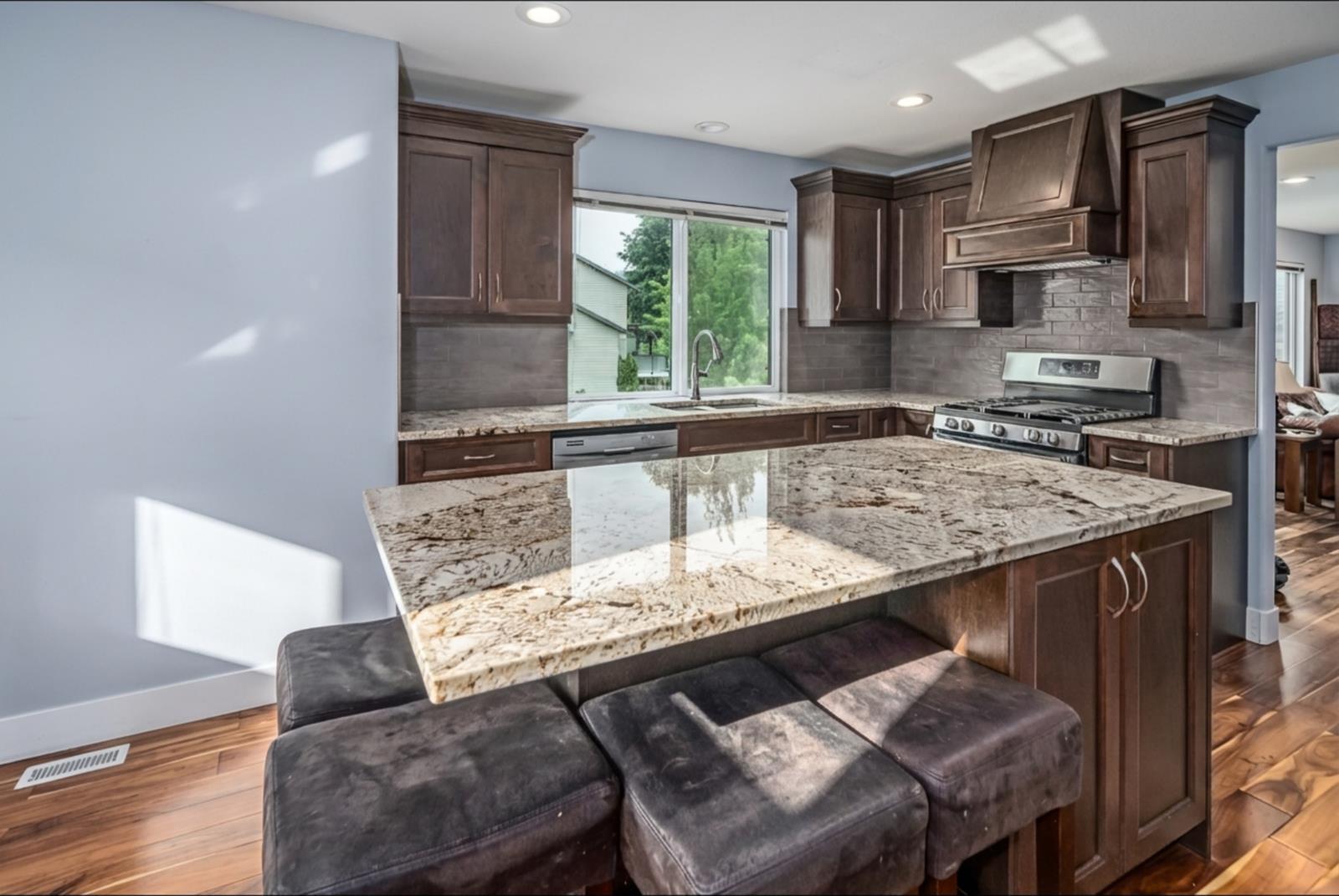 35452 Strathcona Court, Abbotsford, British Columbia  V3G 3A2 - Photo 9 - R3128798