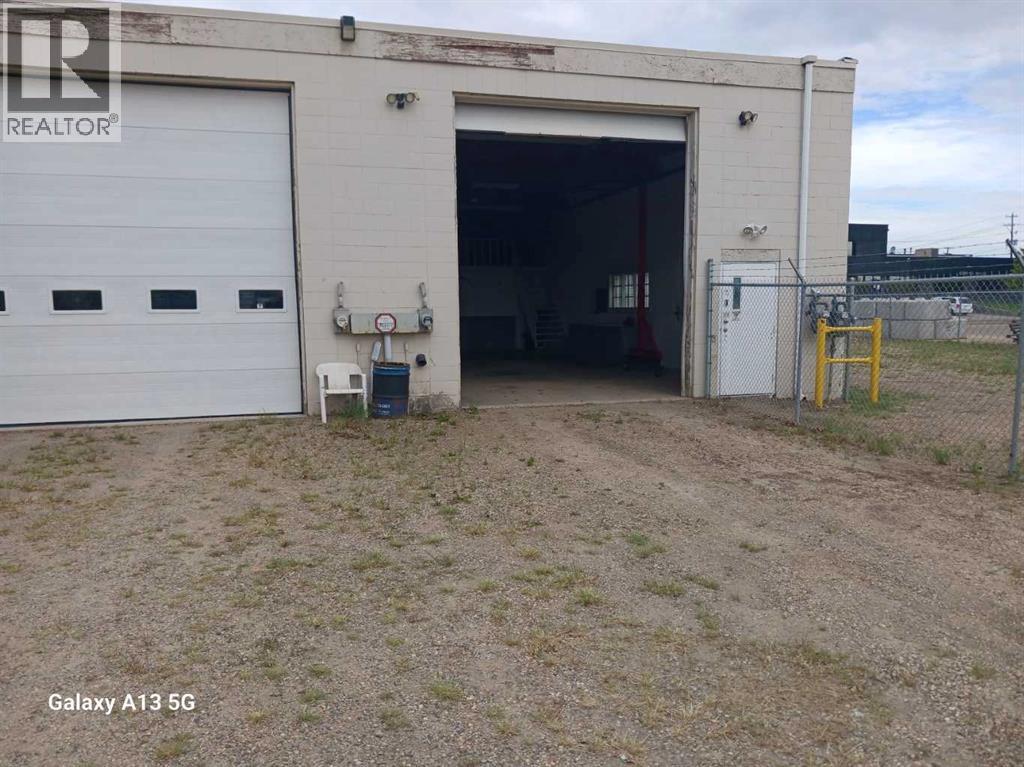 6789 52 Avenue, Red Deer, Alberta  T4N 4K8 - Photo 11 - A2315291