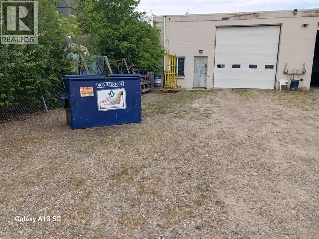 6789 52 Avenue, Red Deer, Alberta  T4N 4K8 - Photo 10 - A2315291