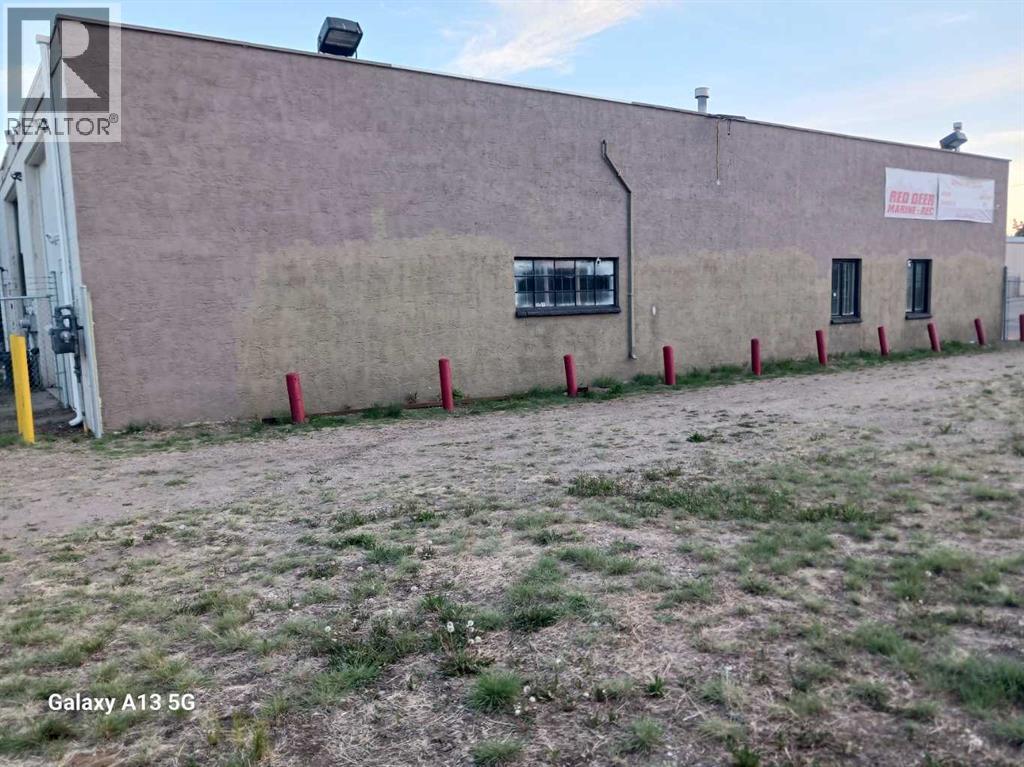 6789 52 Avenue, Red Deer, Alberta  T4N 4K8 - Photo 7 - A2315291