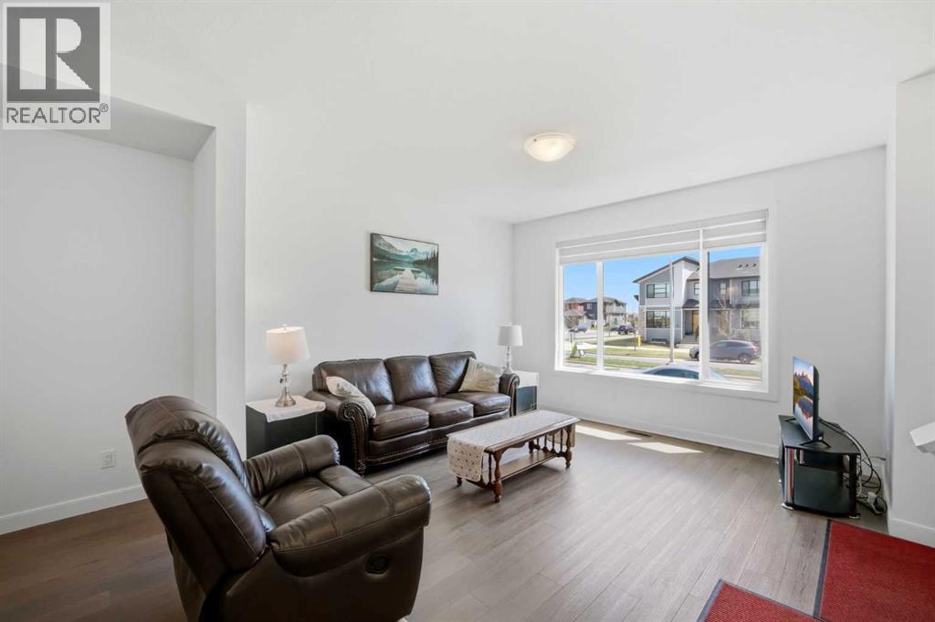 78 Belvedere Avenue Se, Calgary, Alberta  T2A 7G5 - Photo 7 - A2311067