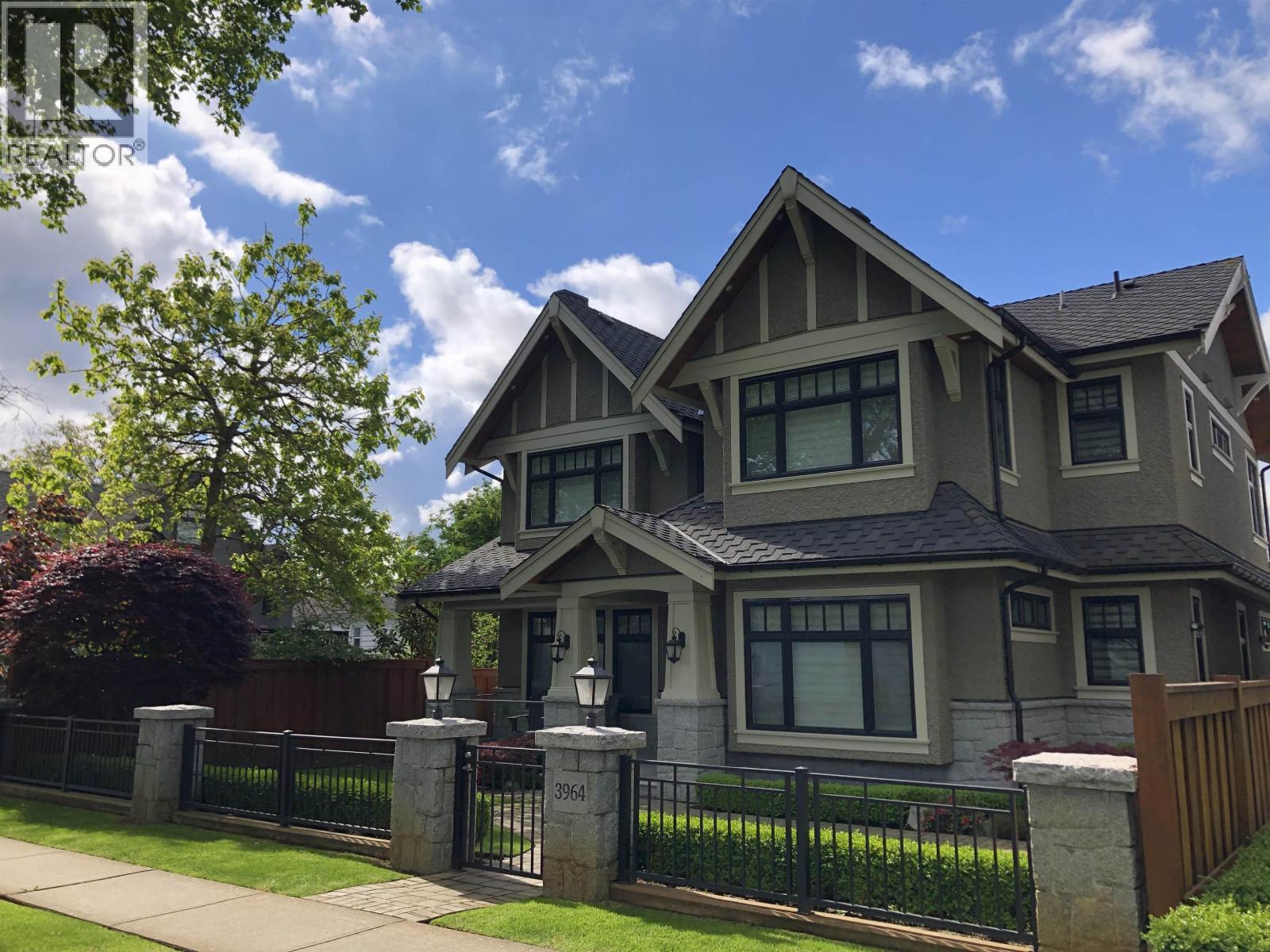 3964 Triumph Street, Burnaby, British Columbia V5C 1Y8 - Photo 3 - R3123075
