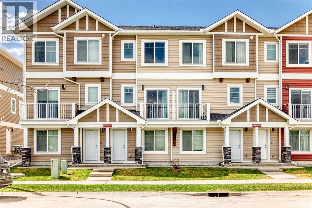 109 Redstone Circle NE, Calgary, Alberta  T3N 0M8 - Photo 1 - A2311502