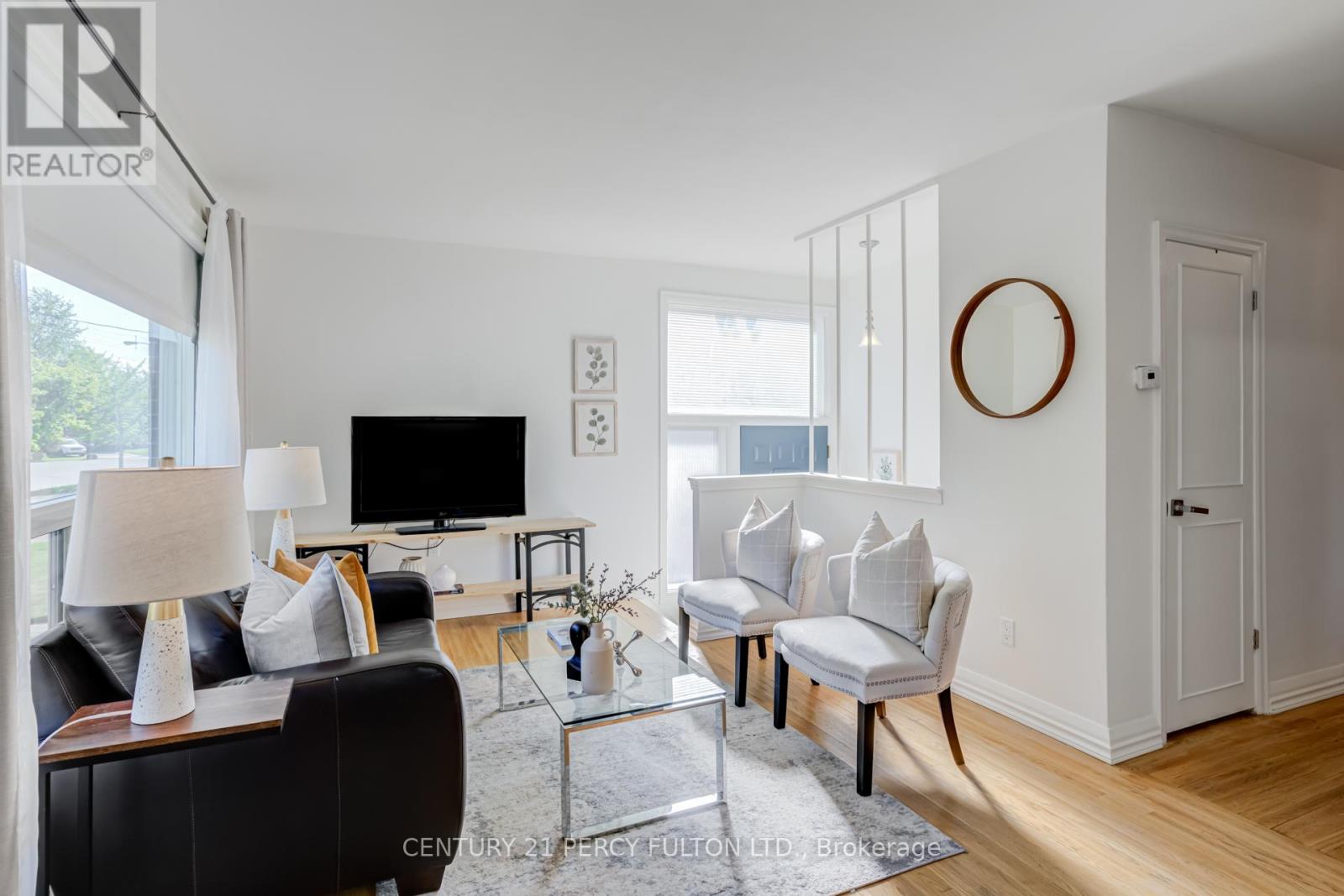 10 Mendip Crescent, Toronto, Ontario  M1P 1Y4 - Photo 10 - E13215034